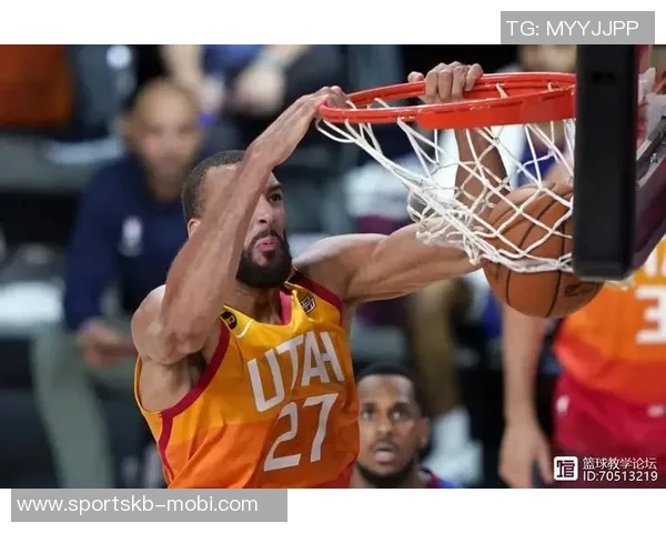 弗罗因德盛赞迪亚斯在关键时刻的表现是球队成功的关键因素 弗罗因德盛赞迪亚斯在关键时刻的表现是球队成功的关键因素